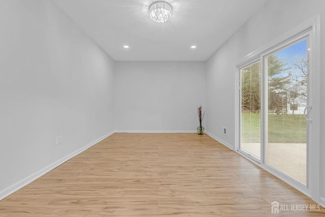 3 Van Arsdale Court, East Brunswick, NJ 08816