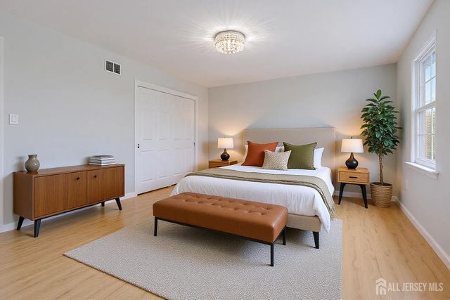 3 Van Arsdale Court, East Brunswick, NJ 08816