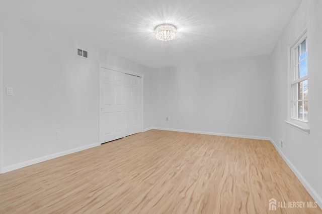 3 Van Arsdale Court, East Brunswick, NJ 08816