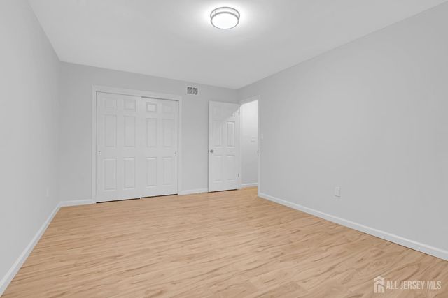 3 Van Arsdale Court, East Brunswick, NJ 08816