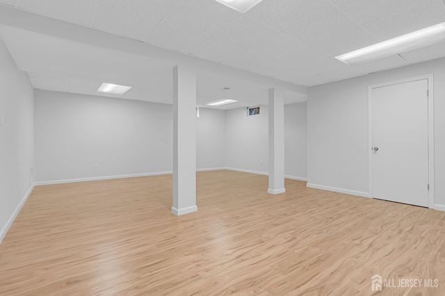 3 Van Arsdale Court, East Brunswick, NJ 08816