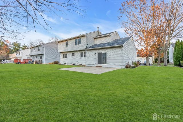 3 Van Arsdale Court, East Brunswick, NJ 08816