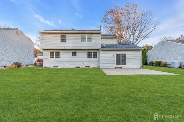 3 Van Arsdale Court, East Brunswick, NJ 08816