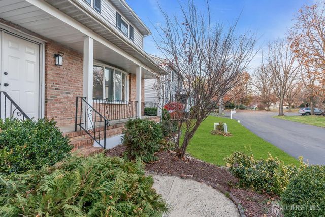 3 Van Arsdale Court, East Brunswick, NJ 08816