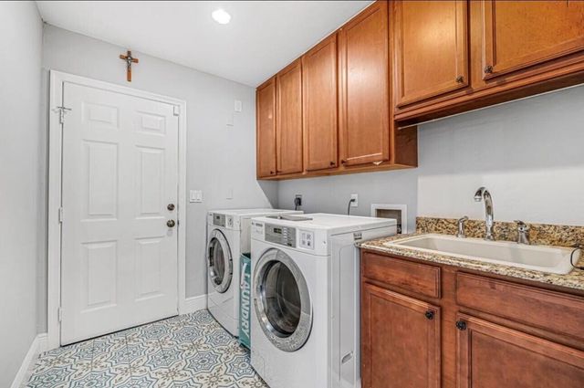 97 W Palm Avenue, Lake Worth, FL 33467