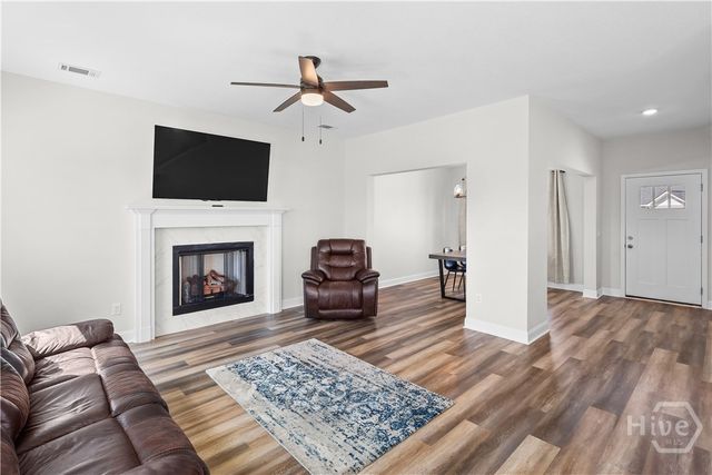 42 Franklin Tree Drive NE, Ludowici, GA 31316