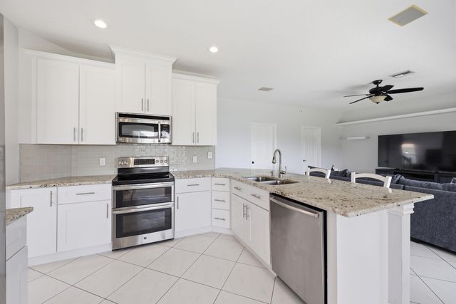 4956 SE Mariner Village Lane, Stuart, FL 34997