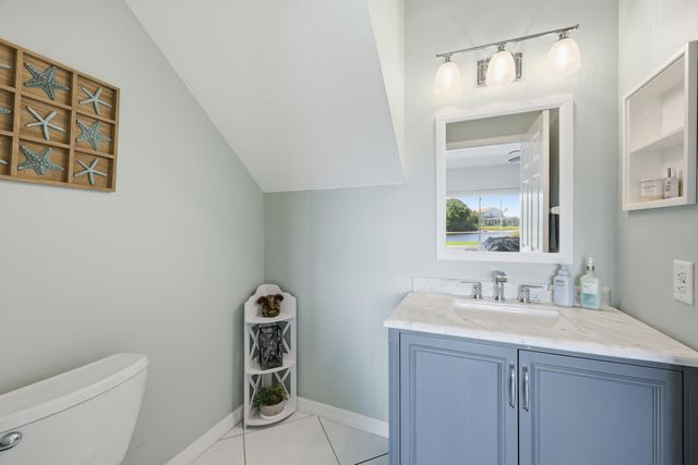 4956 SE Mariner Village Lane, Stuart, FL 34997