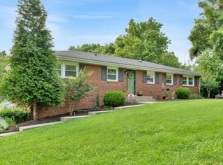 106 Dellrose Dr, Nashville, TN 37214