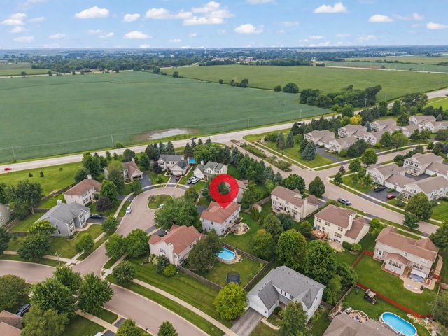 253 Carlton Mews Court, Sugar Grove, IL 60554