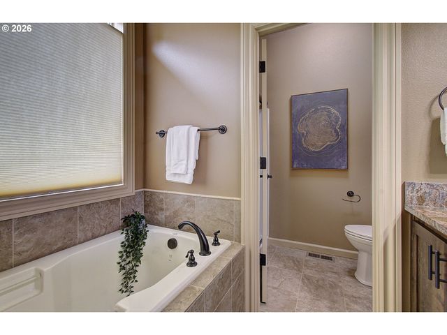 553 Se 23RD Ter, Gresham, OR 97080