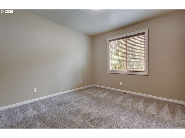 553 Se 23RD Ter, Gresham, OR 97080