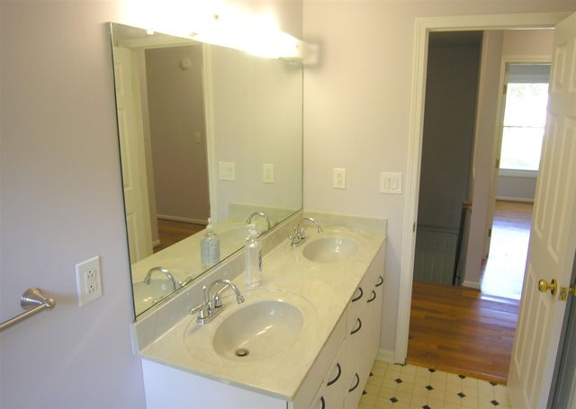60 Luella Avenue, Ann Arbor, MI 48103