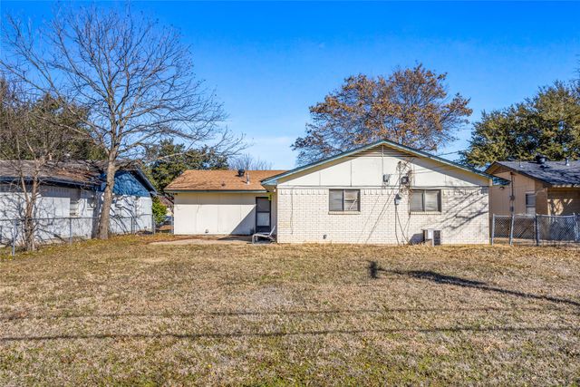 418 E Mona Avenue, Duncanville, TX 75137