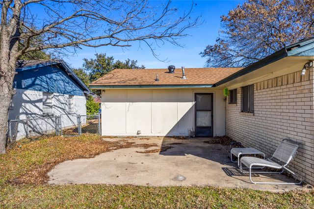 418 E Mona Avenue, Duncanville, TX 75137