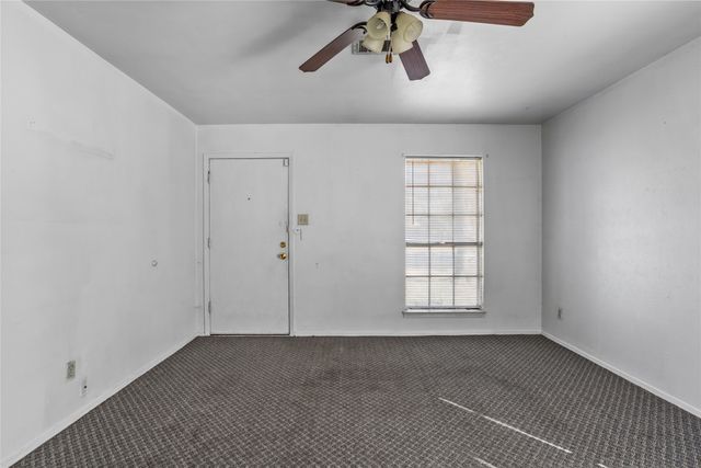 418 E Mona Avenue, Duncanville, TX 75137