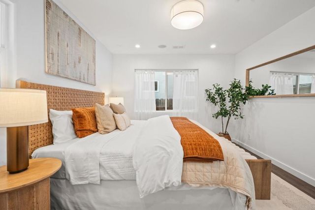 1300 2nd Avenue, San Mateo, CA 94401