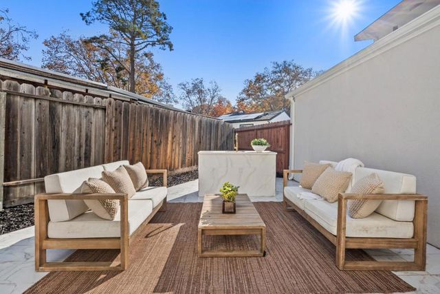 1300 2nd Avenue, San Mateo, CA 94401