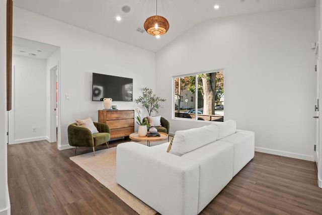 1300 2nd Avenue, San Mateo, CA 94401