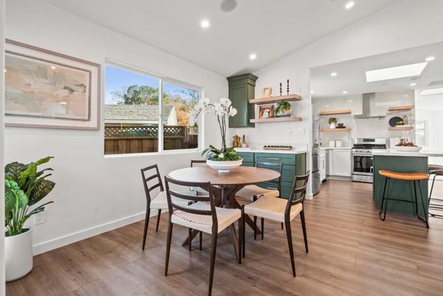 1300 2nd Avenue, San Mateo, CA 94401