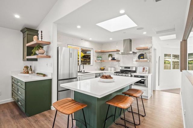 1300 2nd Avenue, San Mateo, CA 94401