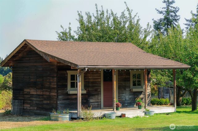 83 Medsker Road, Sequim, WA 98382