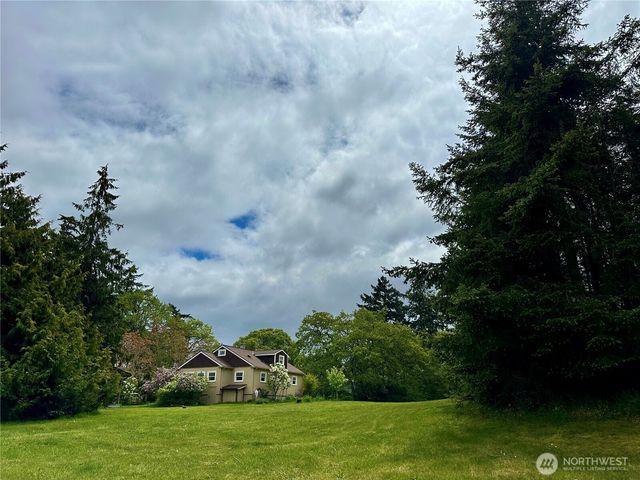 83 Medsker Road, Sequim, WA 98382