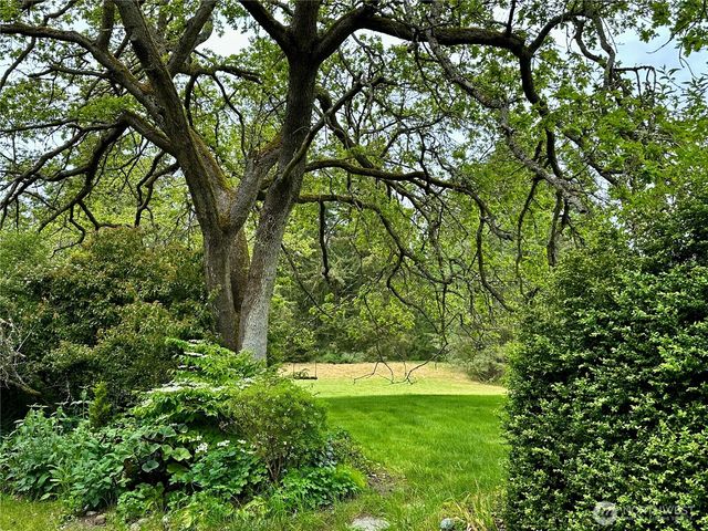 83 Medsker Road, Sequim, WA 98382