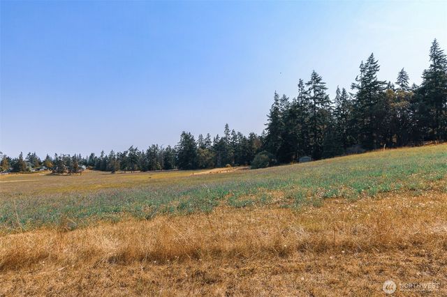 83 Medsker Road, Sequim, WA 98382