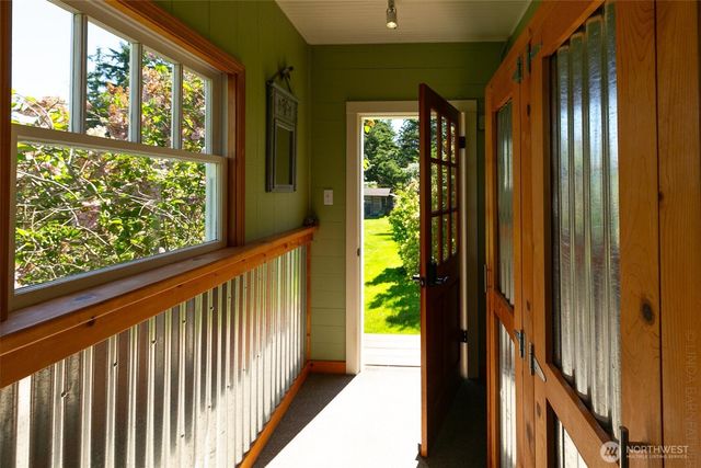 83 Medsker Road, Sequim, WA 98382