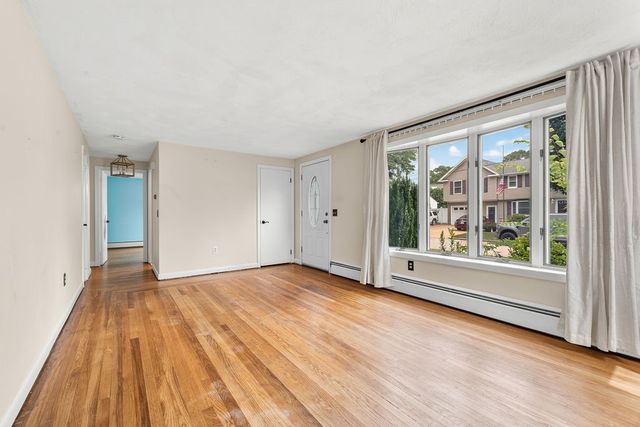 12 Janet Drive, West Warwick, RI 02893