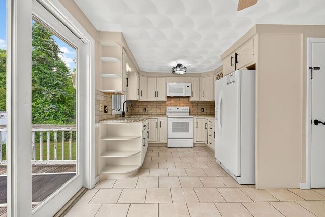 12 Janet Drive, West Warwick, RI 02893