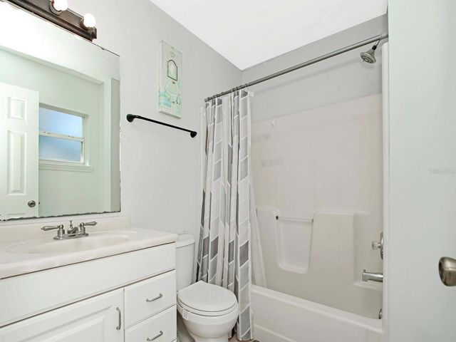 6936 NEEDLE POINT DRIVE, Orlando, FL 32822