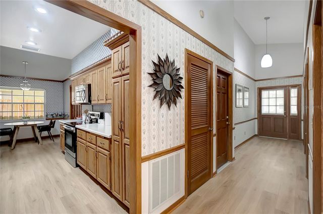 11326 81ST PLACE, Seminole, FL 33772