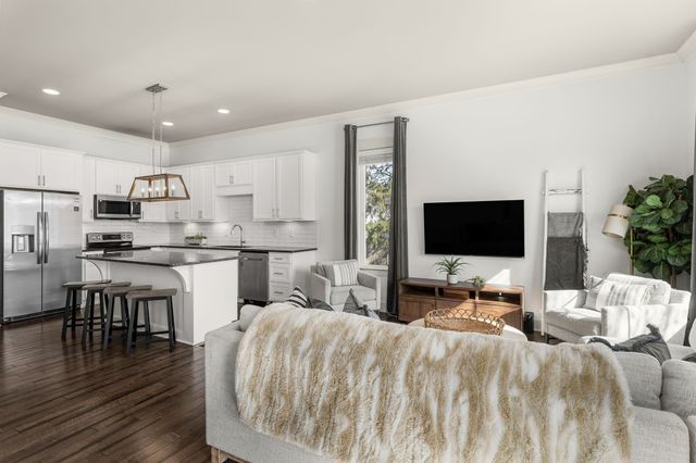 1435 11th Ave, S, Nashville, TN 37203