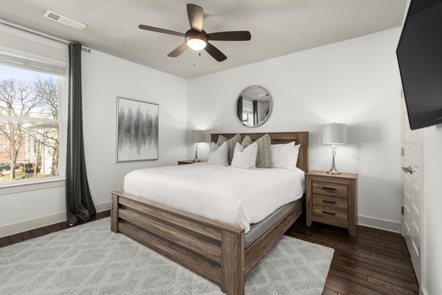 1435 11th Ave, S, Nashville, TN 37203