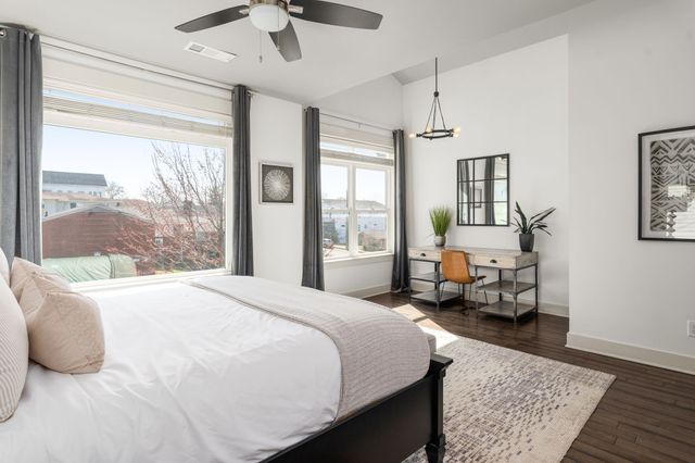 1435 11th Ave, S, Nashville, TN 37203