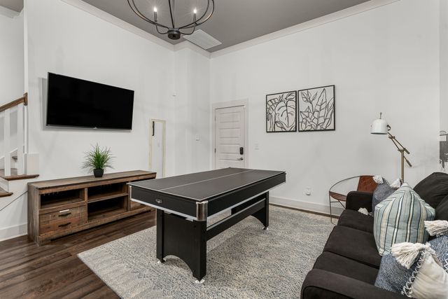 1435 11th Ave, S, Nashville, TN 37203