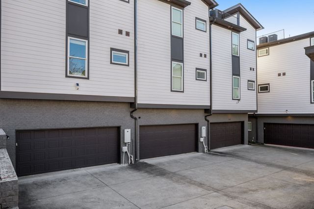 1435 11th Ave, S, Nashville, TN 37203