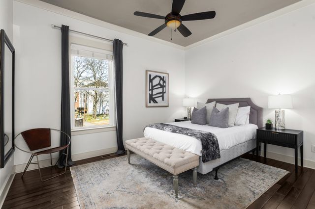 1435 11th Ave, S, Nashville, TN 37203