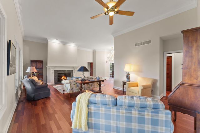 1340 Cantigny Court, Chesterton, IN 46304