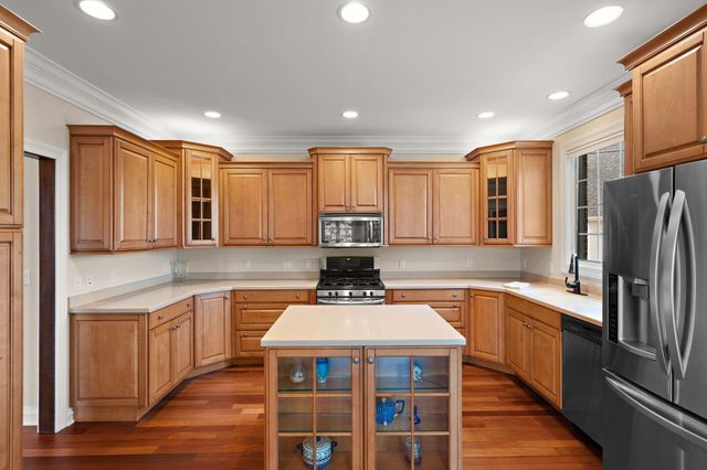 1340 Cantigny Court, Chesterton, IN 46304