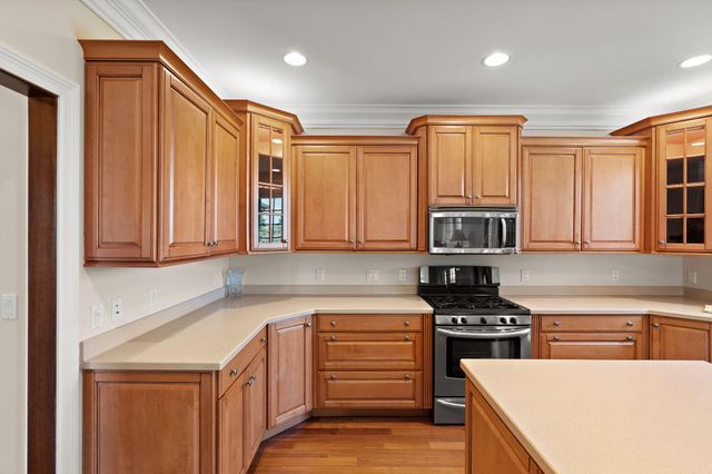 1340 Cantigny Court, Chesterton, IN 46304