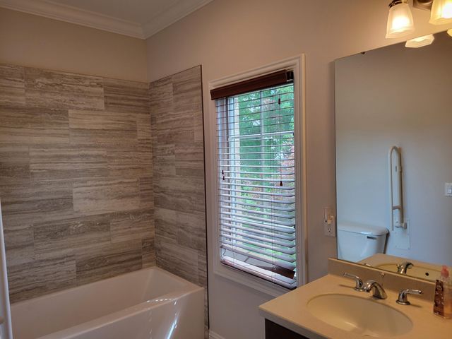 1340 Cantigny Court, Chesterton, IN 46304