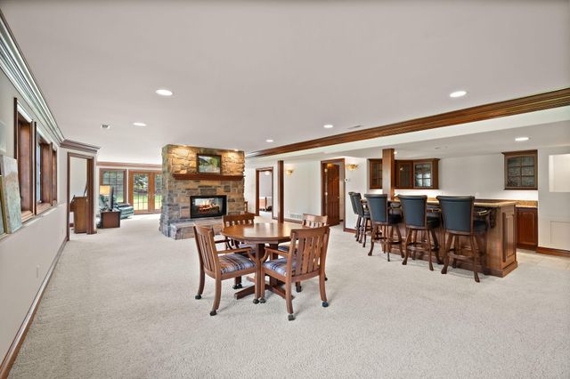 1340 Cantigny Court, Chesterton, IN 46304