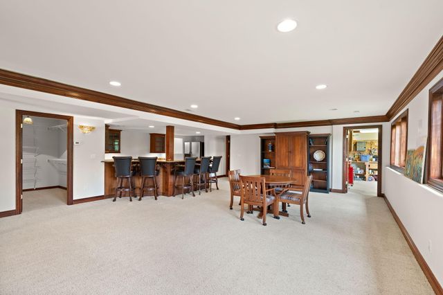 1340 Cantigny Court, Chesterton, IN 46304