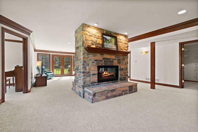 1340 Cantigny Court, Chesterton, IN 46304