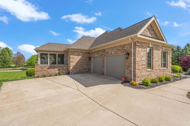 1340 Cantigny Court, Chesterton, IN 46304
