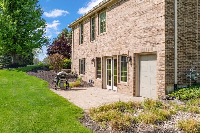 1340 Cantigny Court, Chesterton, IN 46304