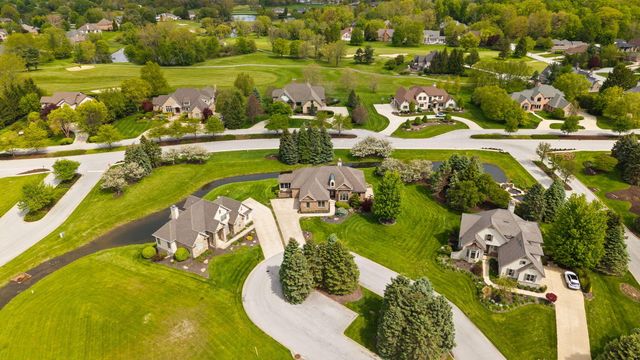 1340 Cantigny Court, Chesterton, IN 46304